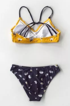 Cupshe Yellow and Navy Floral Bikini 7 Cupshe Yellow and Navy Floral Bikini -Deals Cupshe Store CP 4 90d2dc63 a8fc 415a 9c5e acaab343312b
