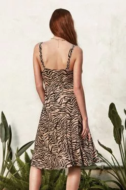 Cupshe On The Prowl Knotted Midi Dress 9 Cupshe On The Prowl Knotted Midi Dress -Deals Cupshe Store CSN0015YC 2