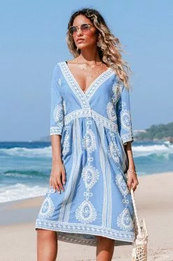 Cupshe Shannon Crochet V-Neck Cover Up