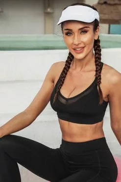 Cupshe Key West Contrast Mesh Sports Bra