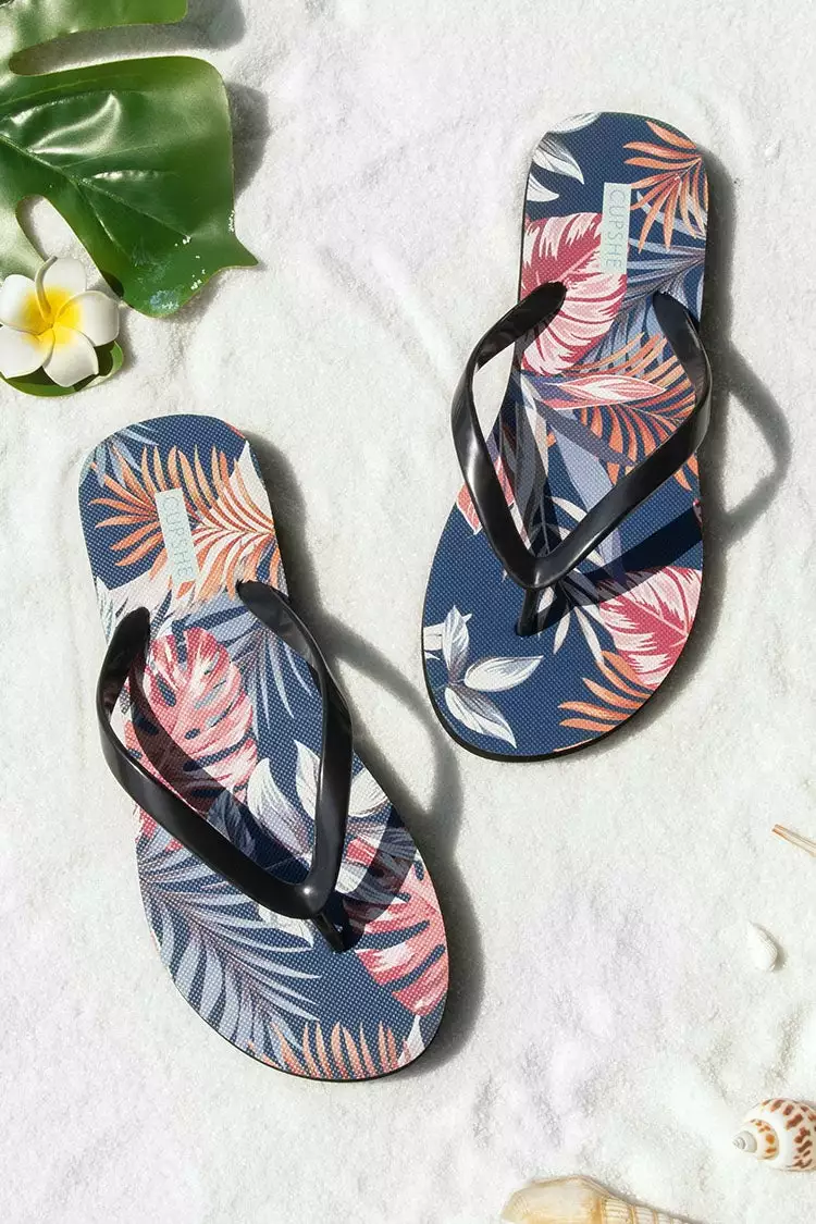 Cupshe Getaway Tropical Flip Flops 1 Cupshe Getaway Tropical Flip Flops