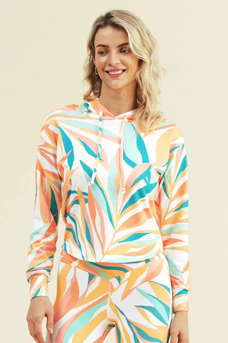 Cupshe Mindy Leafy Backless Hoodie 1 Cupshe Mindy Leafy Backless Hoodie